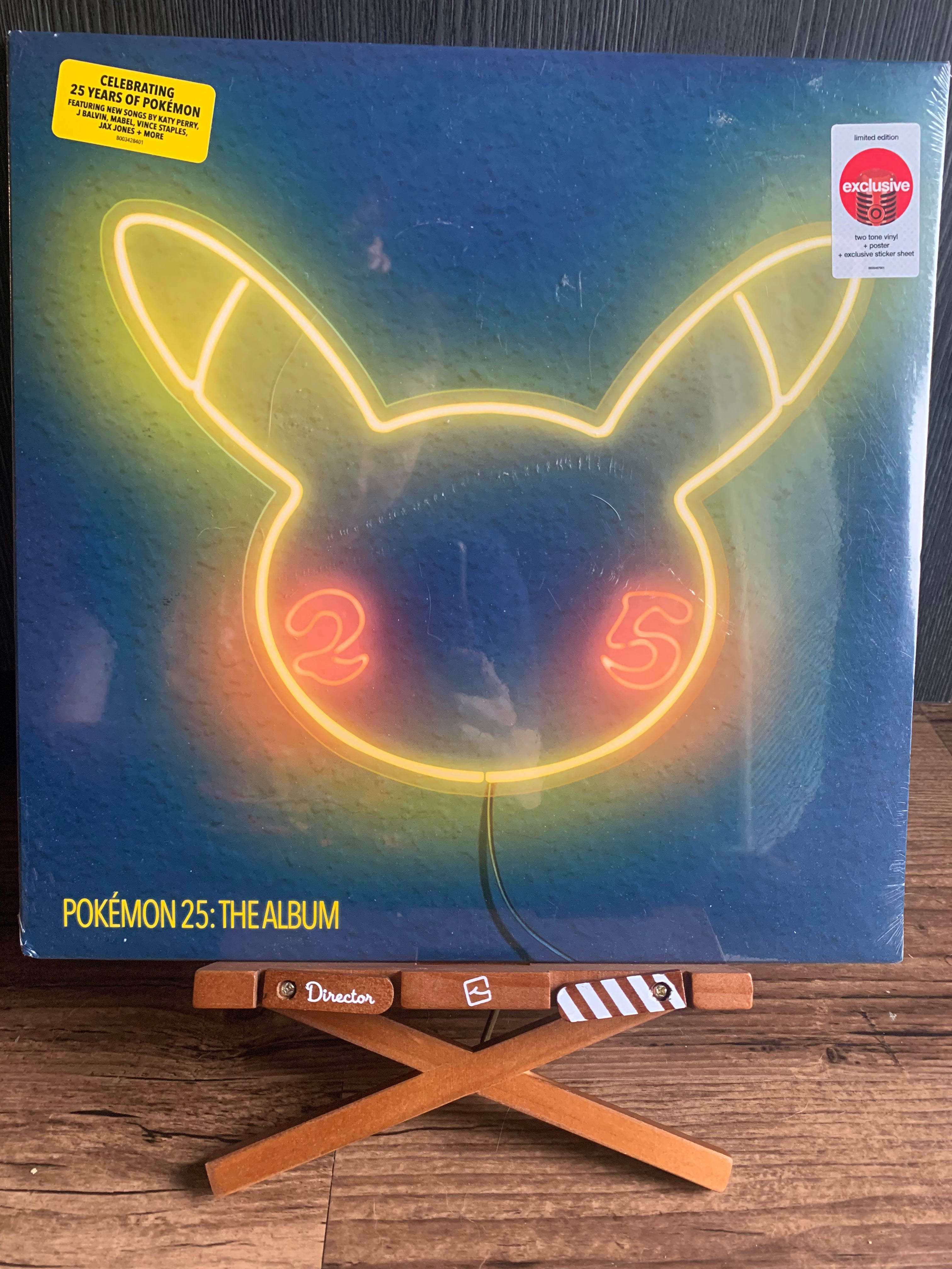 Pokémon 25: The Album – Zellaphant Books