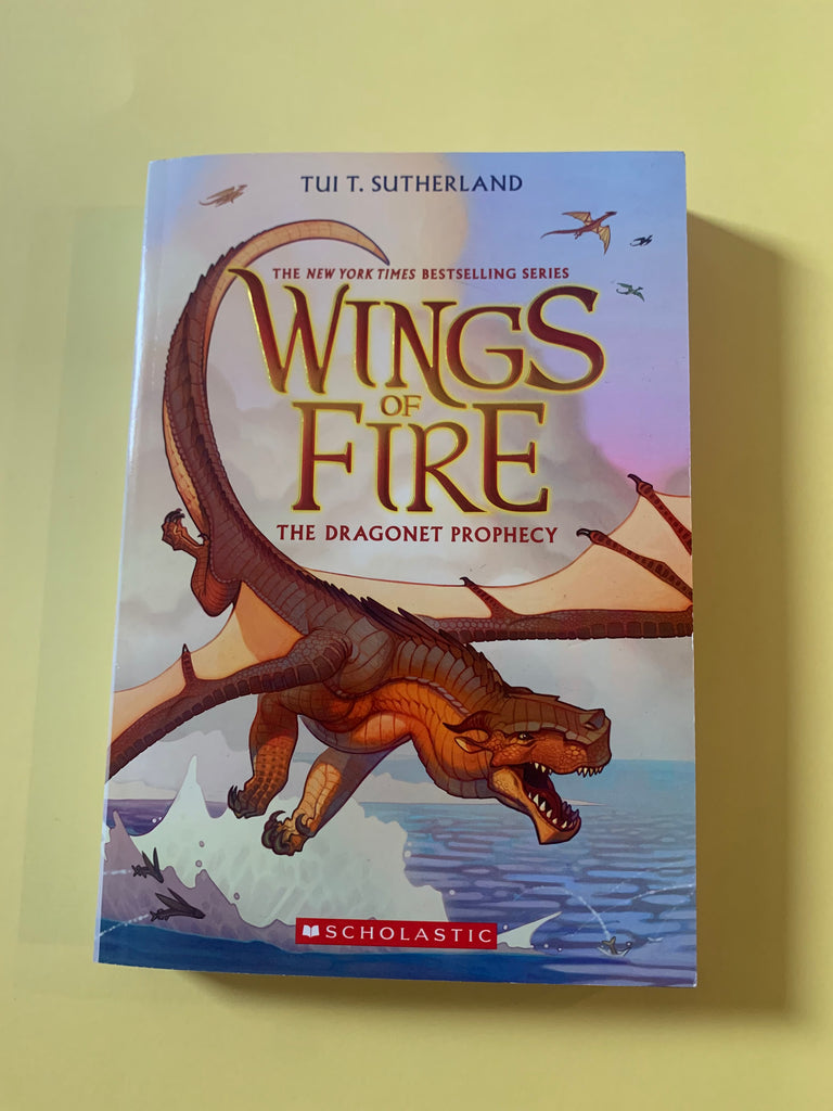 Wings of Fire: The Dragonet Prophecy by Tui T. Sutherland Book